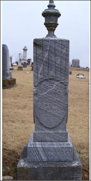 kincaid-charlie-tomb-village-cem.jpg