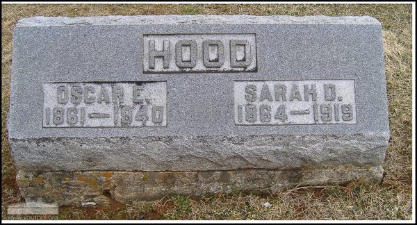 hood-oscar-sarah-tomb-village-cem.jpg