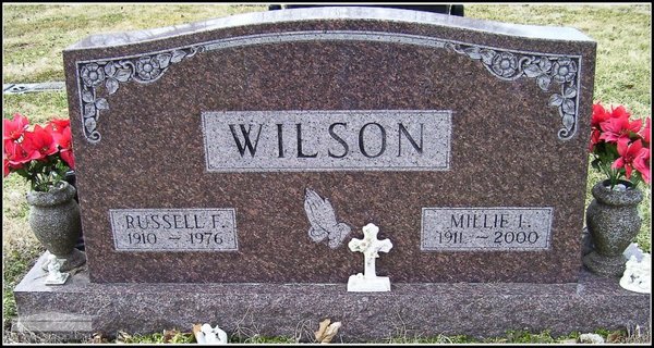 wilson-russell-minnie-tomb-scioto-burial-park.jpg