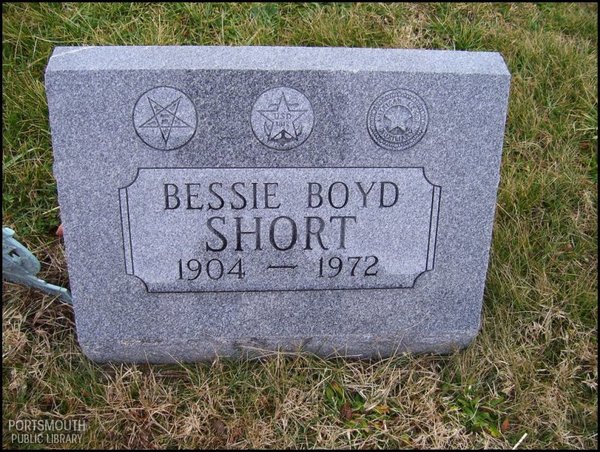short-bessie-boyd-tomb-west-union-ioof-cem.jpg