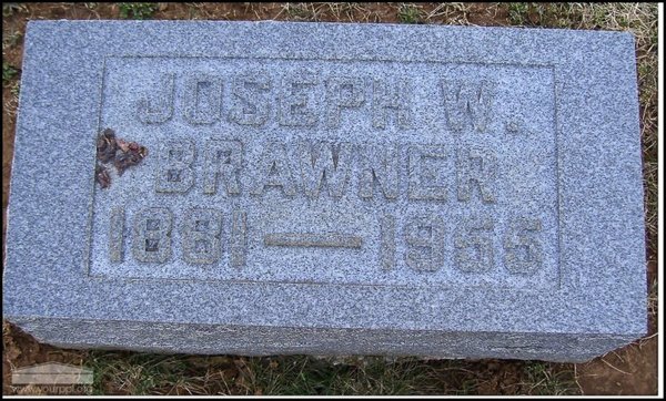 brawner-joseph-tomb-village-cem.jpg