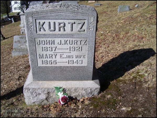 kurtz-john-mary-tomb-otway-cem.jpg