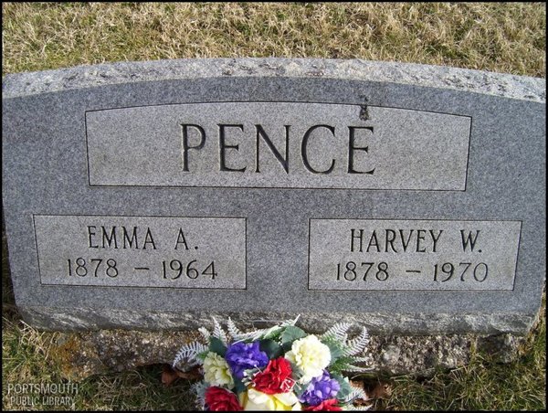 pence-harvey-emma-tomb-evergreen-cem.jpg