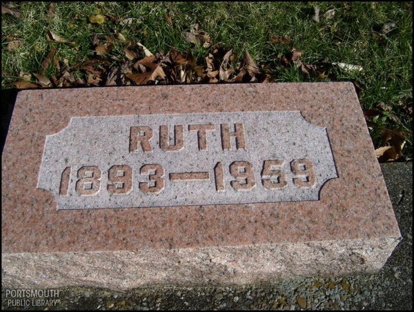 freeman-ruth-tomb-otway-cem.jpg