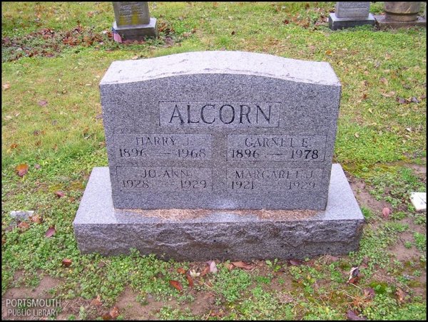 alcorn-harry-garnet-jo-ann-margaret-tomb-greenlawn-ce.jpg