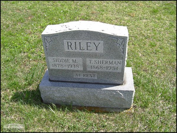 riley-t-sherman-siddie-m-tomb-mt-joy-cem.jpg