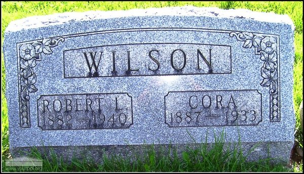 wilson-robert-l-cora-tomb-rushtown-cem.jpg