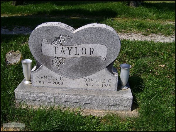 taylor-orville-frances-tomb-mt-joy-cem.jpg