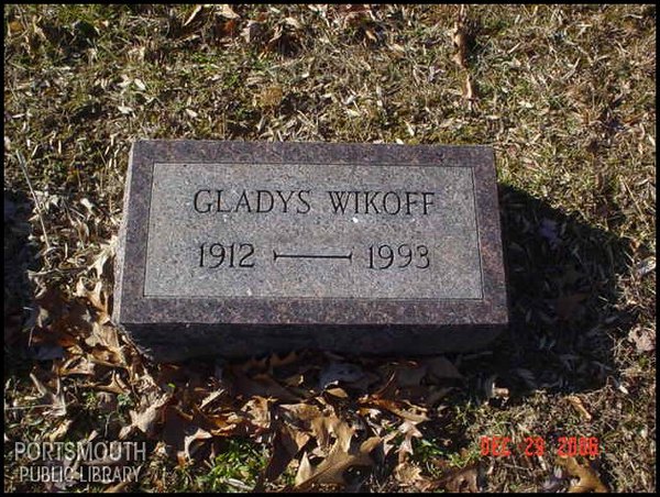 wikoff-gladys-tomb-newman-cem.jpg