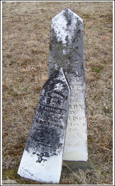 ellison-thomas-tomb-village-cem.jpg