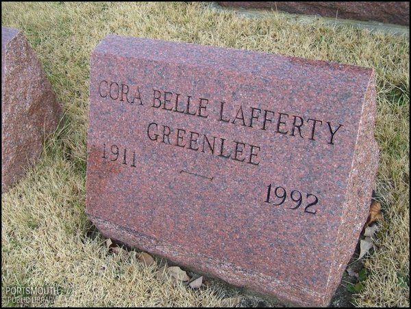 greenlee-cora-belle-tomb-west-union-ioof-cem.jpg