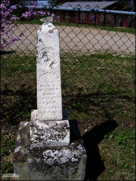 mccann-edward-tomb-mt-joy-cem.jpg