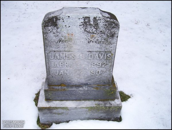 davis-james-tomb-oswego-cem.jpg