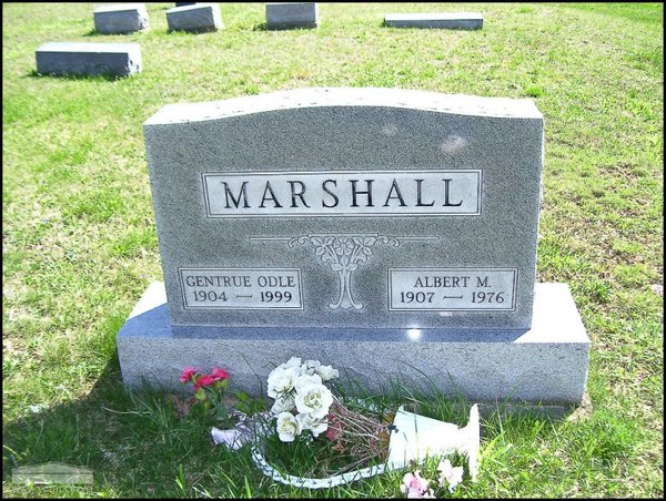 marshall-albert-gentrue-tomb-mt-joy-cem.jpg