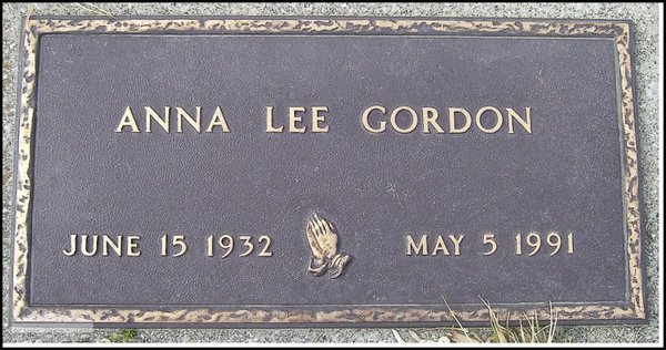 gordon-anna-tomb-scioto-burial-park.jpg