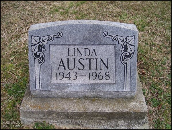 austin-linda-tomb-garven-cem.jpg