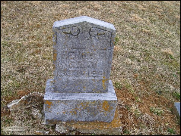 gray-henry-h-tomb-village-cem.jpg