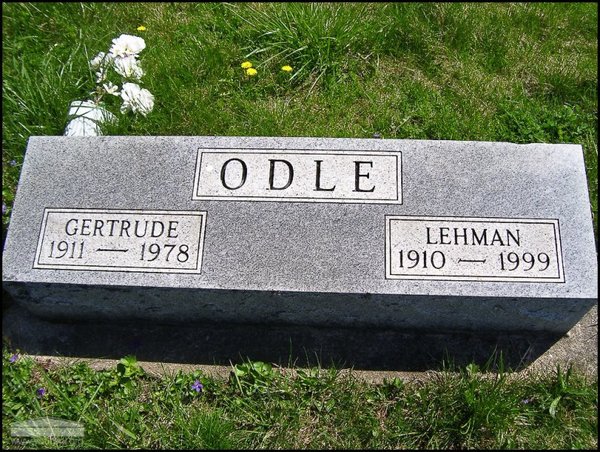 odle-lehman-gertrude-tomb-mt-joy-cem.jpg