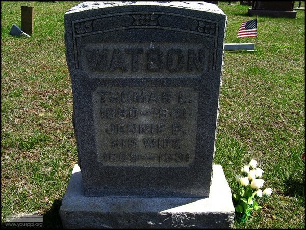 watson-thomas-jennie-tomb-mt-joy-cem.jpg