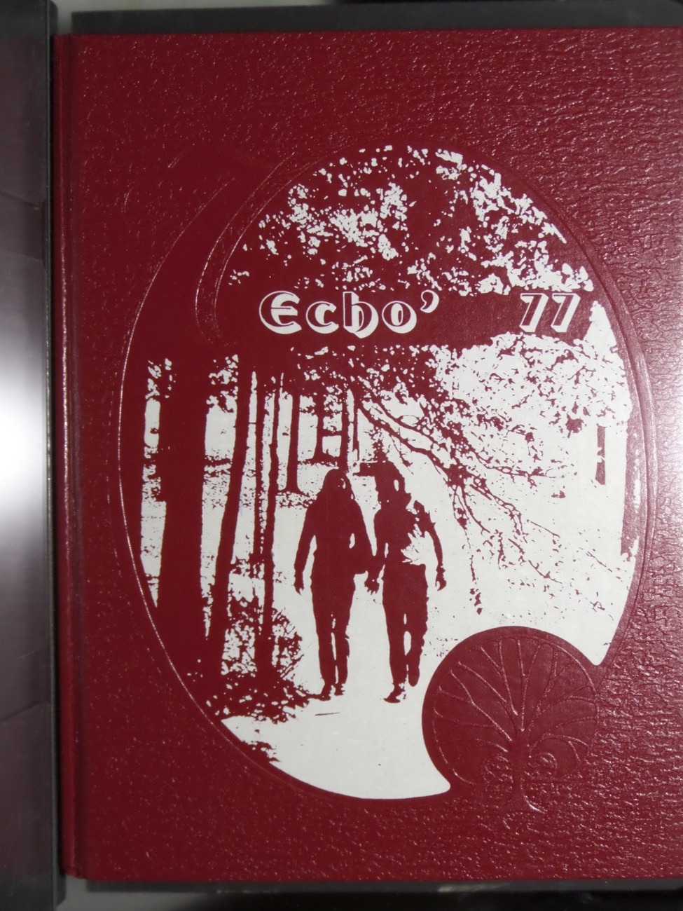 1977 South Webster Yearbook.pdf