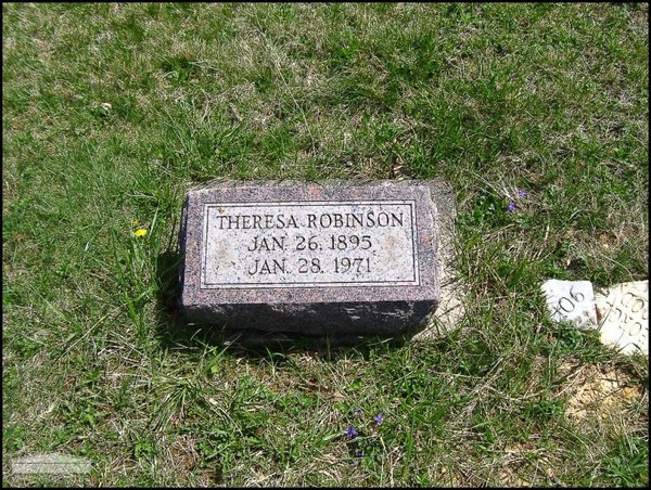 robinson-theresa-tomb-mt-joy-cem.jpg