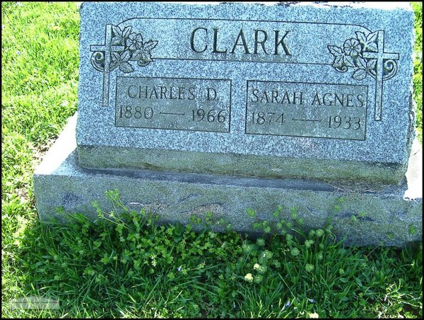 clark-charles-sarah-tomb-rushtown-cem.jpg