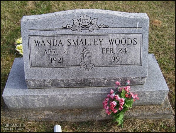 woods-wanda-tomb-evergreen-cem.jpg