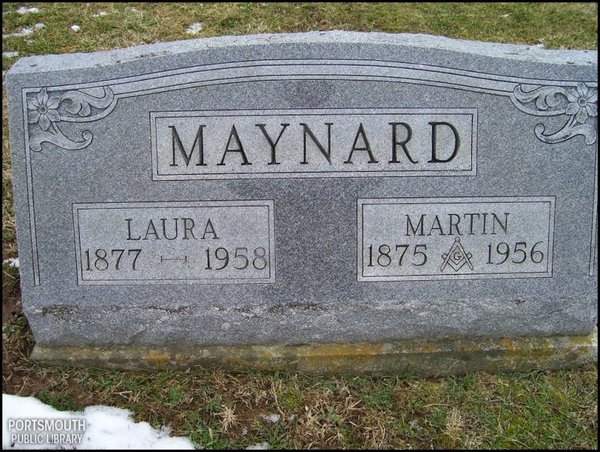 maynard-martin-laura-tomb-locust-grove-cem.jpg