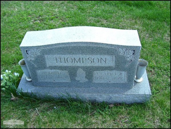 thompson-john-clarice-tomb-mt-joy-cem.jpg