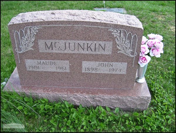 mcjunkin-john-maude-tomb-mt-joy-cem.jpg