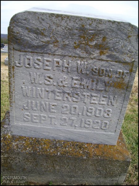 wintersteen-joseph-w-tomb-west-union-ioof-cem.jpg