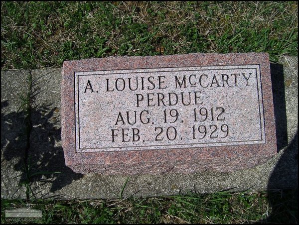 perdue-a-louise-mccarty-tomb-mt-joy-cem.jpg