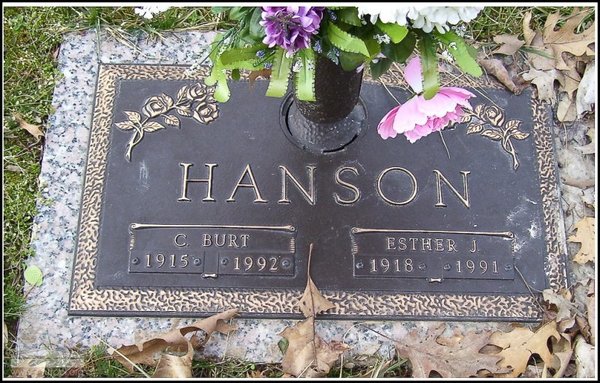 hanson-c-burt-esther-tomb-scioto-burial-park.jpg