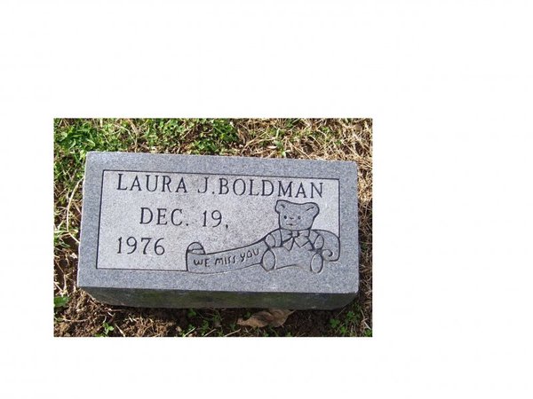 boldman-laura-tomb-lucasville-cem.jpg