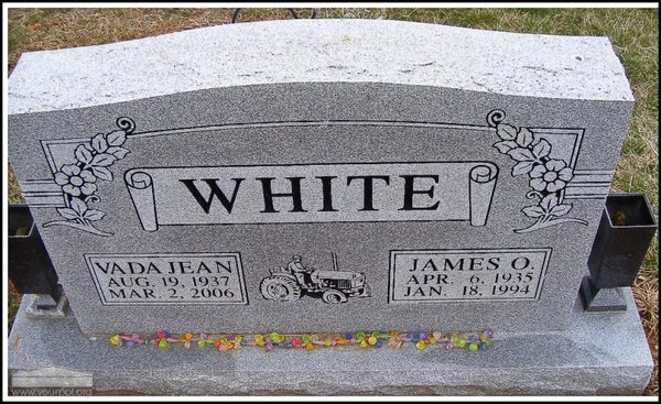 white-james-vada-tomb-village-cem.jpg