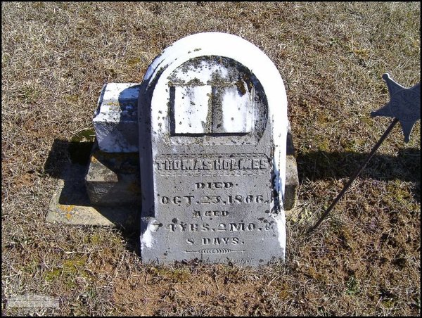 holmes-thomas-tomb-village-cem.jpg