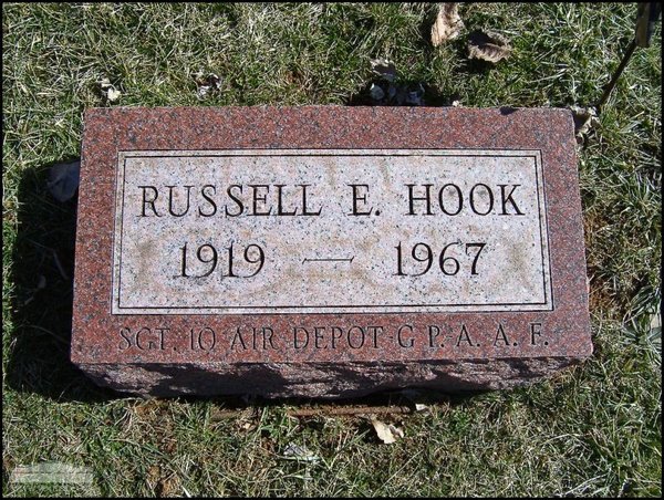 hook-russell-tomb-village-cem.jpg