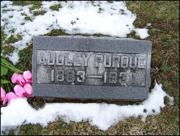 purdue-audley-tomb-locust-grove-cem.jpg