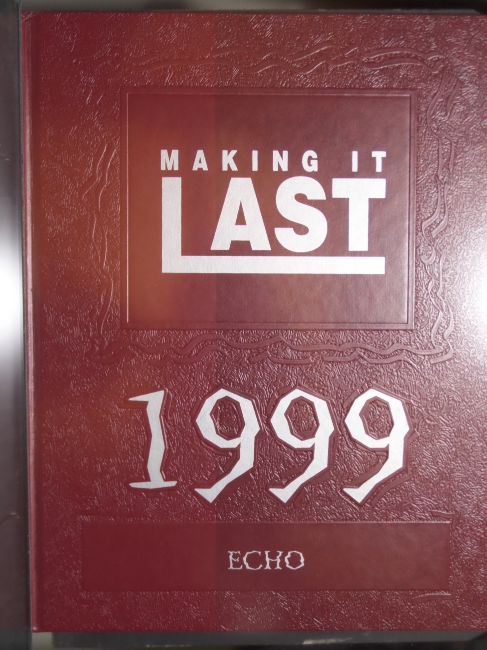 1999 South Webster Yearbook.pdf