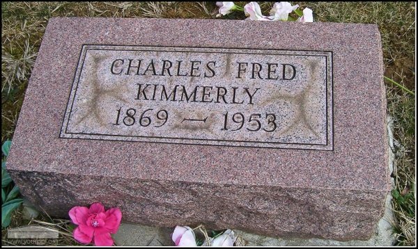 kimmerly-charles-fred-tomb-village-cem.jpg