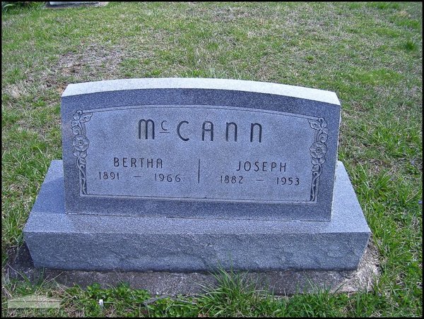 mccann-joseph-bertha-tomb-mt-joy-cem.jpg