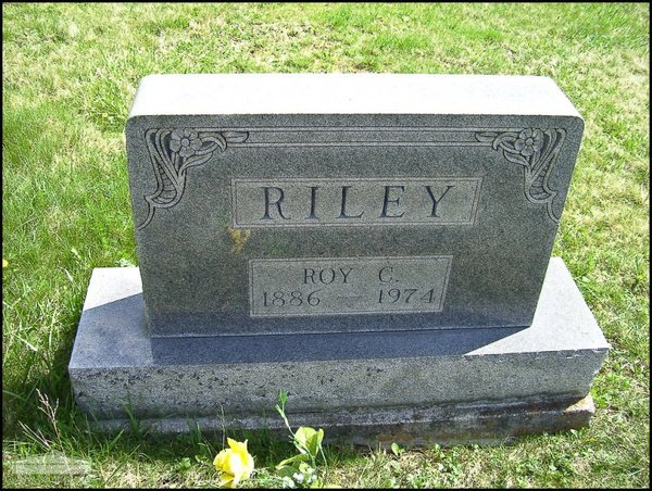 riley-roy-c-tomb-mt-joy-cem.jpg