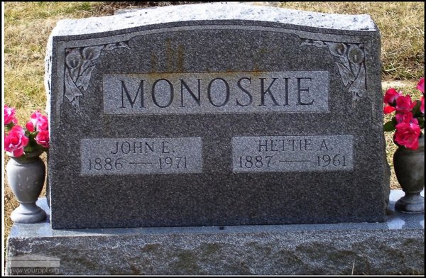 monoski-john-hettie-tomb-scioto-burial-park.jpg