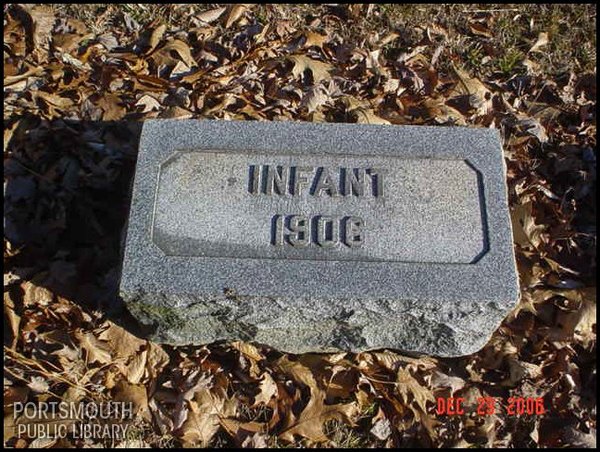 thompson-infant-tomb-newman-cem.jpg