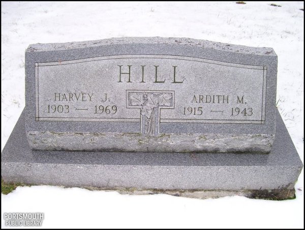 hill-harvey-ardith-tomb-oswego-cem.jpg