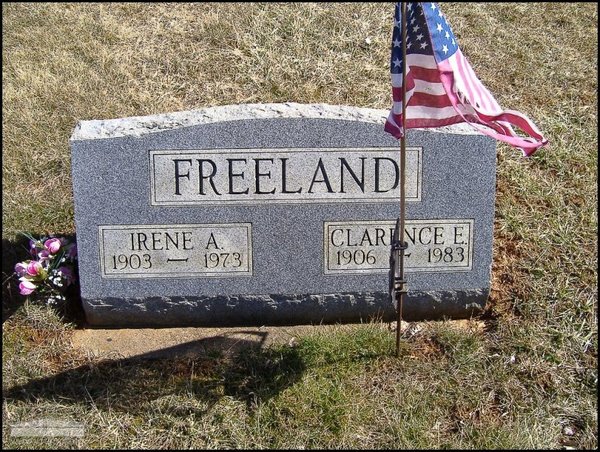 freeland-clarence-irene-tomb-village-cem.jpg