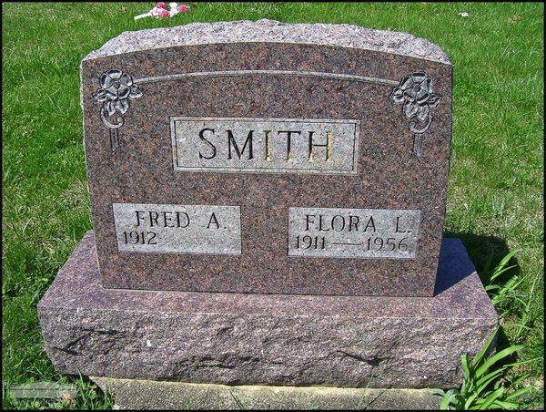 smith-fred-flora-tomb-mt-joy-cem.jpg