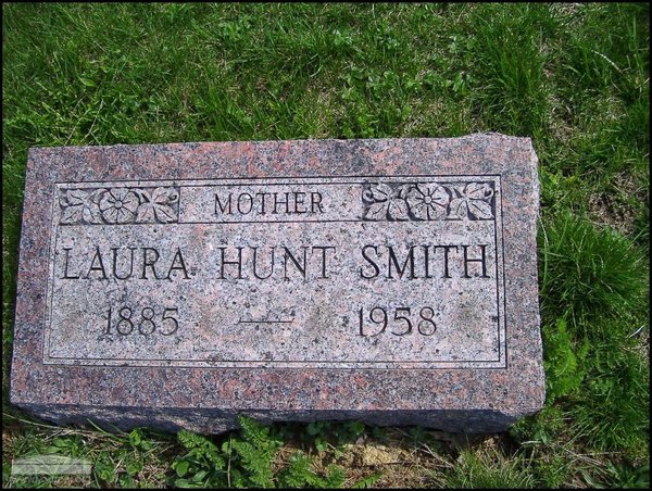 smith-laura-hunt-tomb-mt-joy-cem.jpg
