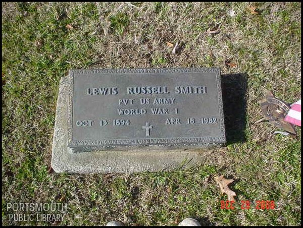 smith-lewis-tomb-newman-cem.jpg