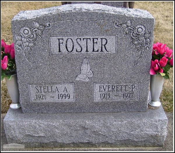 foster-everett-stella-tomb-scioto-burial-park.jpg